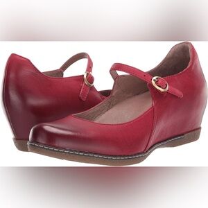 New ~ Dansko Women's Loralie Mary Jane Flat Size 41~ 10.5-11 US